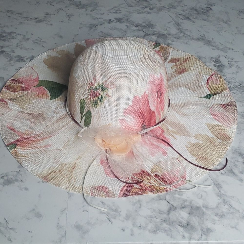 Floral Hat - Picture 2 of 7